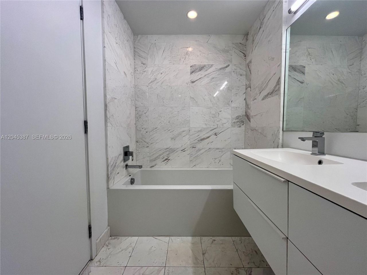 9940 W Bay Harbor Dr , Unit 3B-N, Bay Harbor Islands, FL 33154 Photo