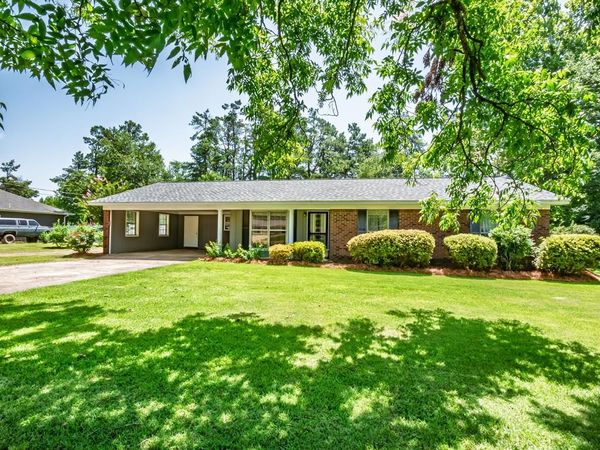 117 Hemlock, Batesville, MS 38606