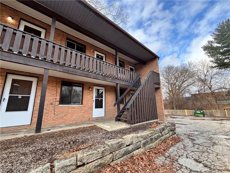 519 Crosby Street, Unit 5, Akron, OH 44302 Photo 3