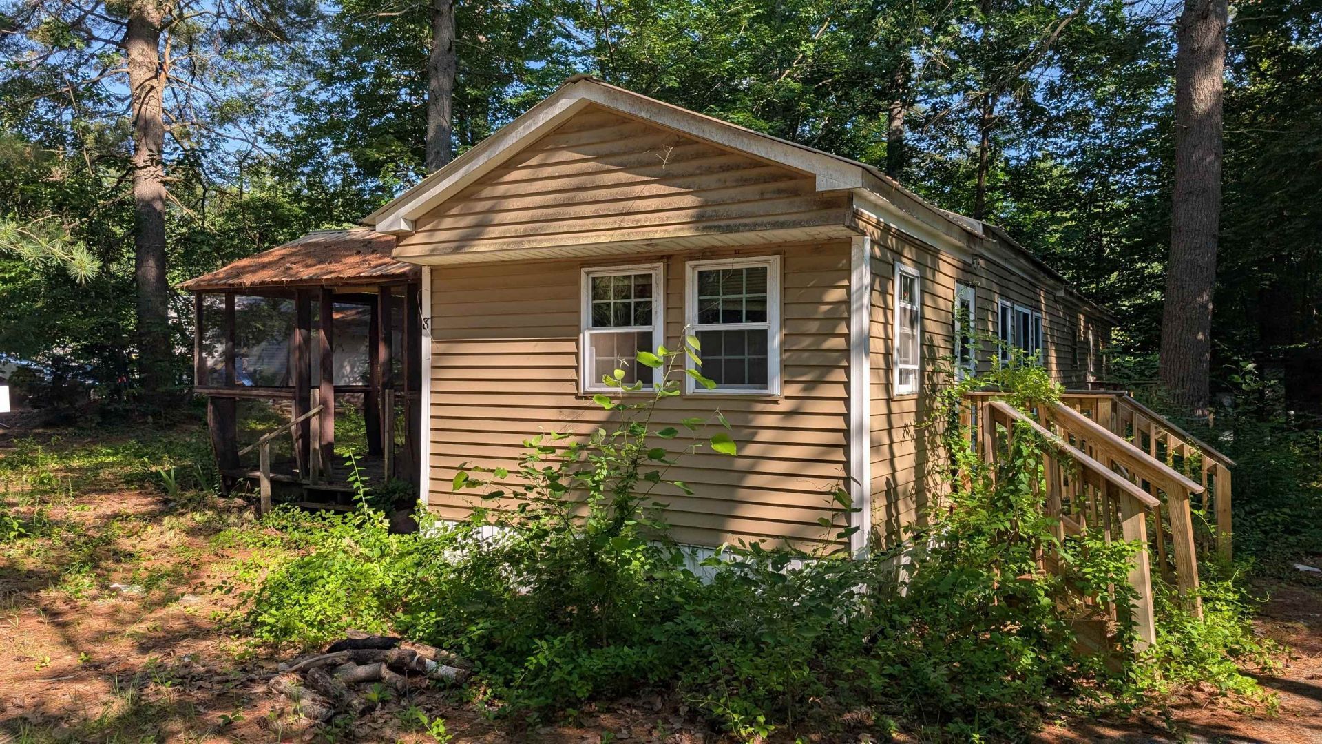 8 Hubbard Road, Deering, NH 03244 Main Photo
