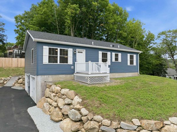 28 Cottage Place, Ashland, NH 03217