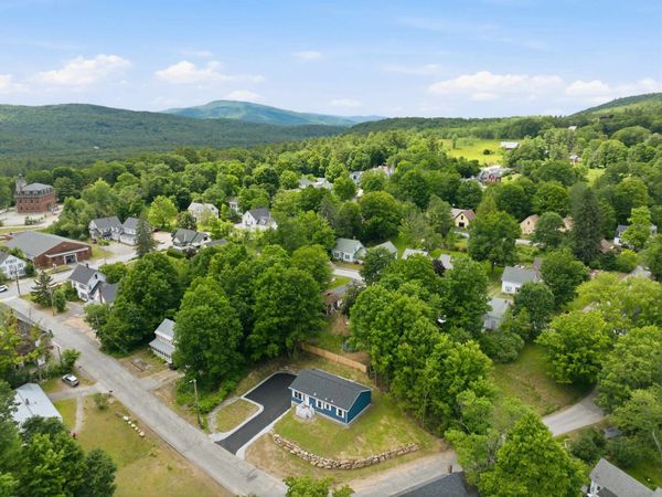28 Cottage Place, Ashland, NH 03217