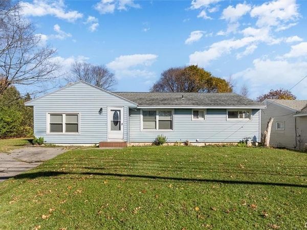 1601 Salt Springs Road, Syracuse, NY 13214