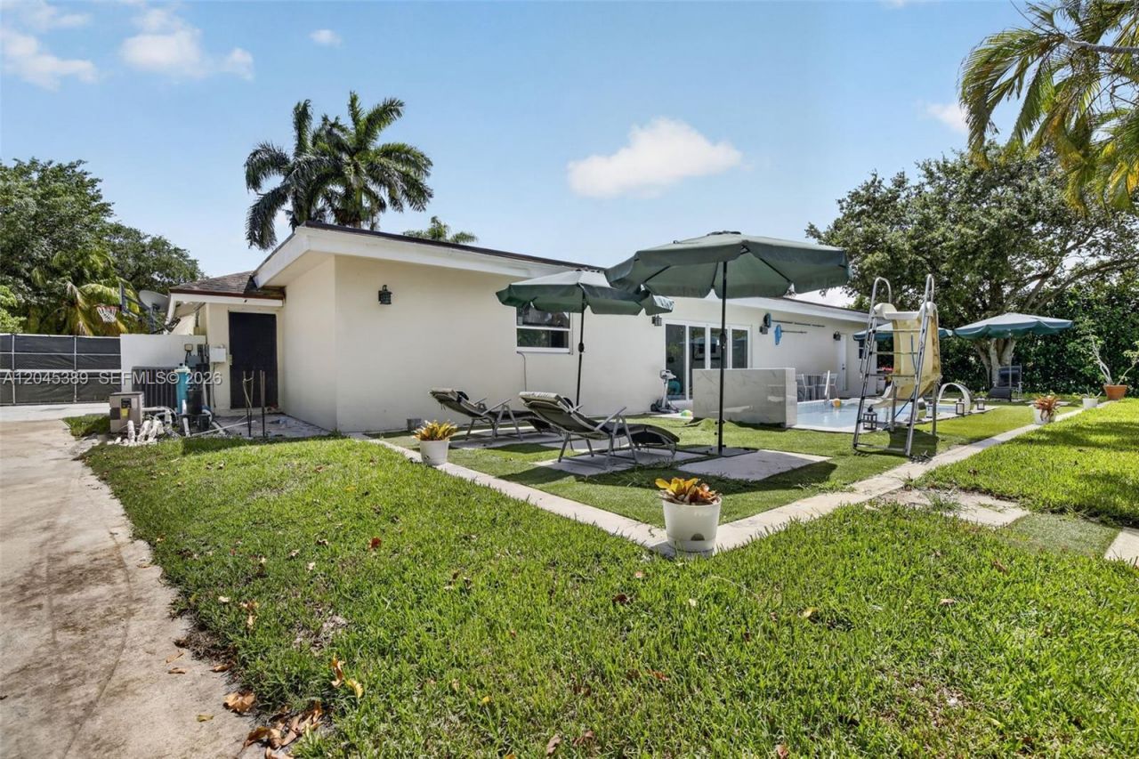 14401 SW 23rd St , Davie, FL 33325 Photo