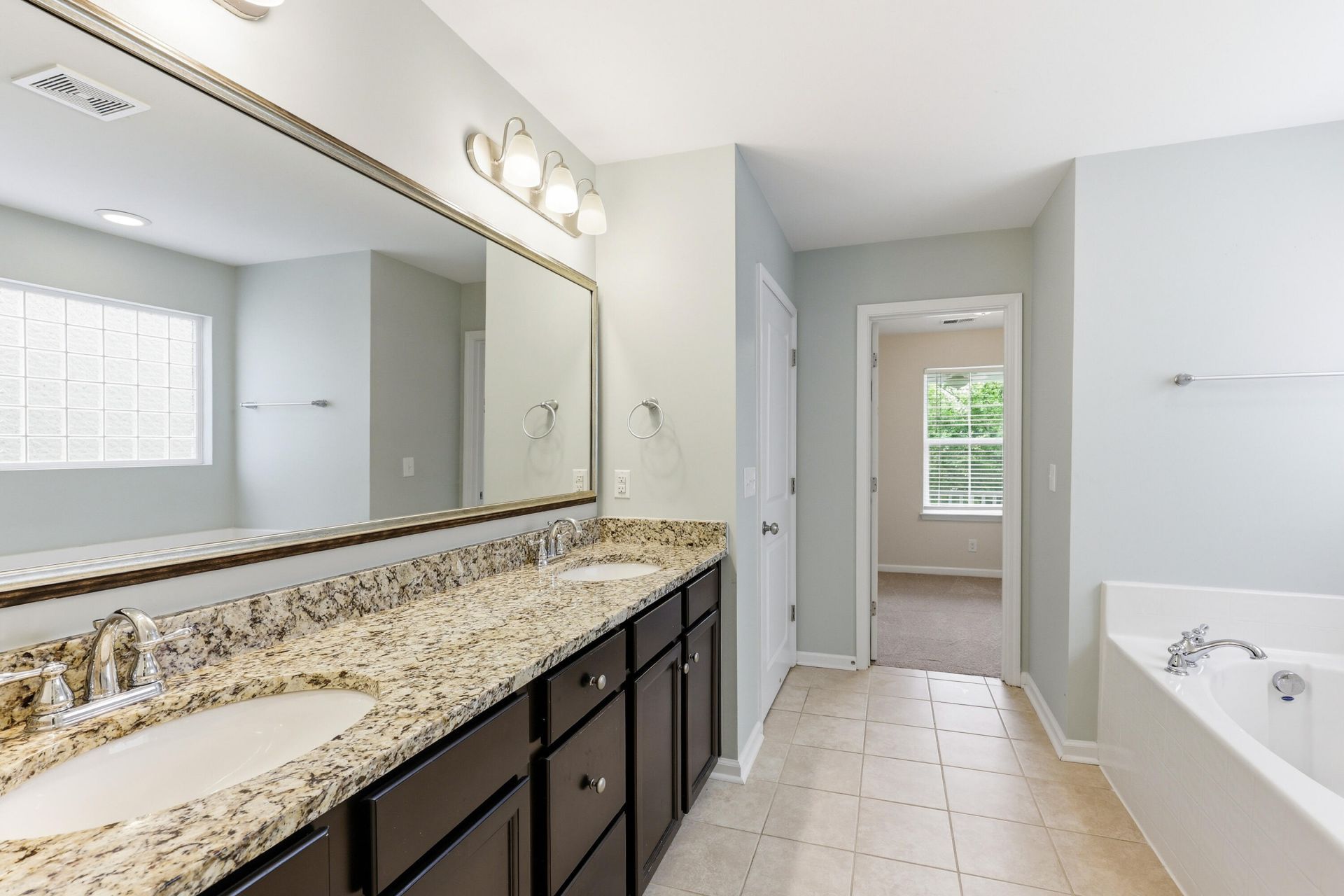 420 Verbena Avenue Photo 16