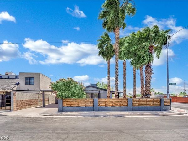 1605 Euclid Avenue, Las Vegas, NV 89104