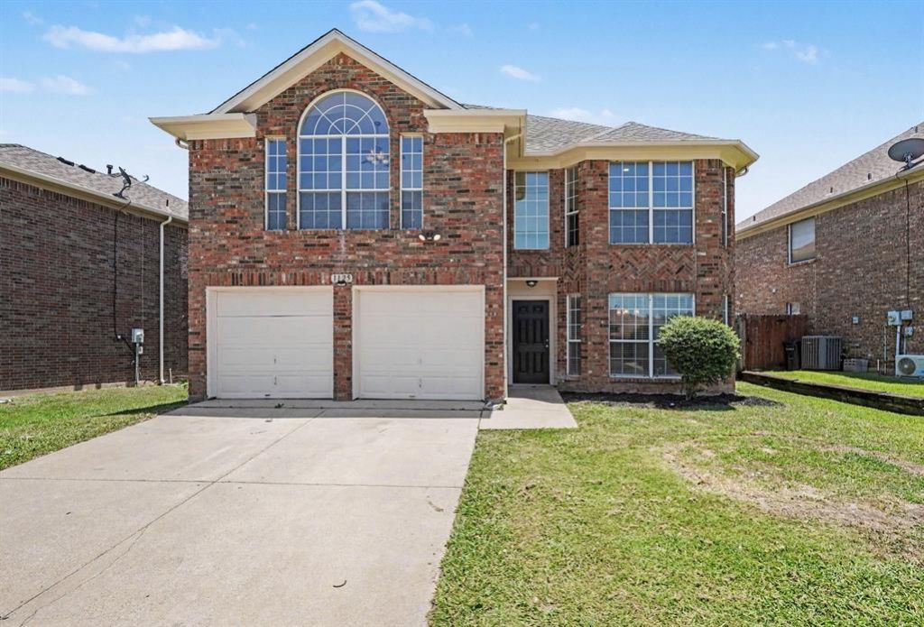 1125 Highland Station Drive, Saginaw, TX 76131 Main Photo