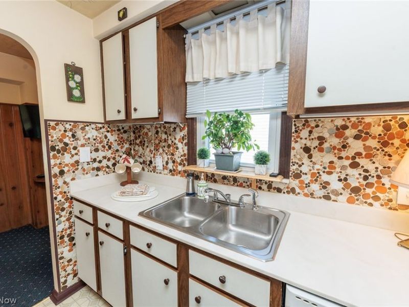 6025 E 135th Street, Garfield Heights, OH 44125 Photo 13