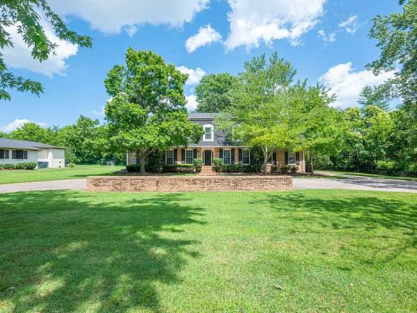 204 River Oaks Rd, Brentwood, TN 37027