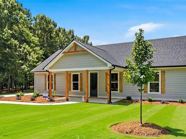 160 Loyd Road, Mansfield, GA 30055