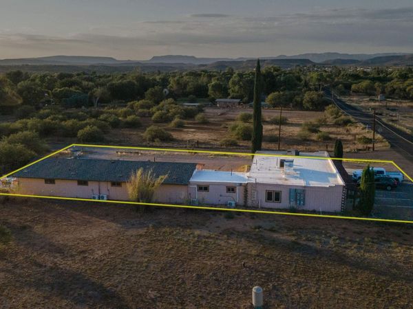1050 S Page Springs Road, Cornville, AZ 86325