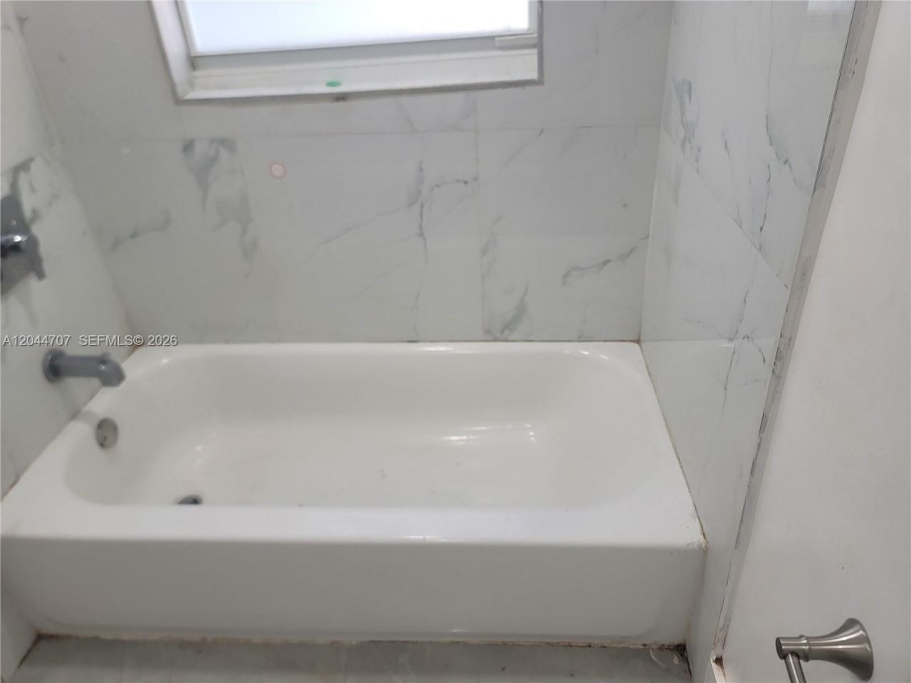 512 NW 96th St , Unit B, Miami, FL 33150 Photo