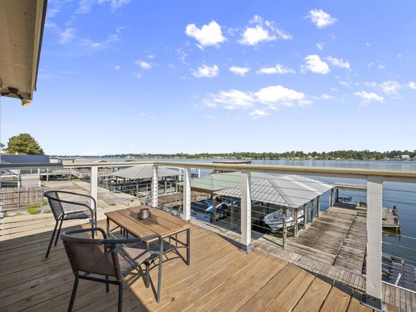 6852 False River Rd, Oscar, LA 70752