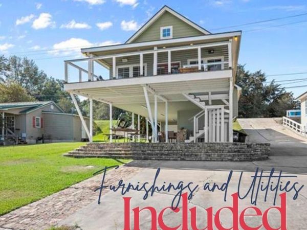 6852 False River Rd, Oscar, LA 70752