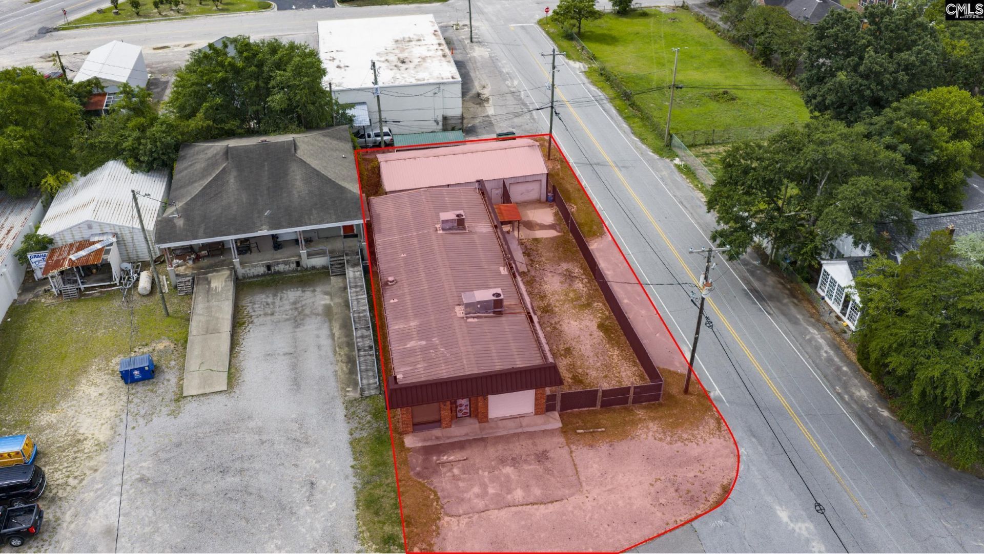 1225 B Avenue Photo 4