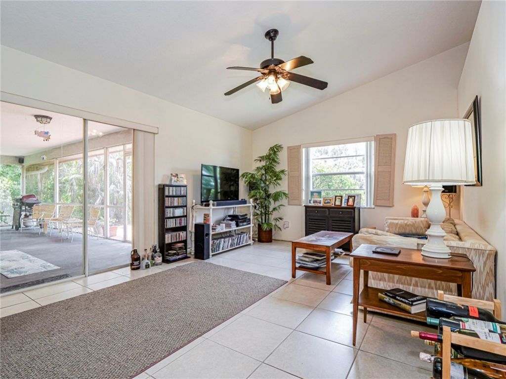 129 Redgrave Drive, Sebastian, FL 32958 Photo