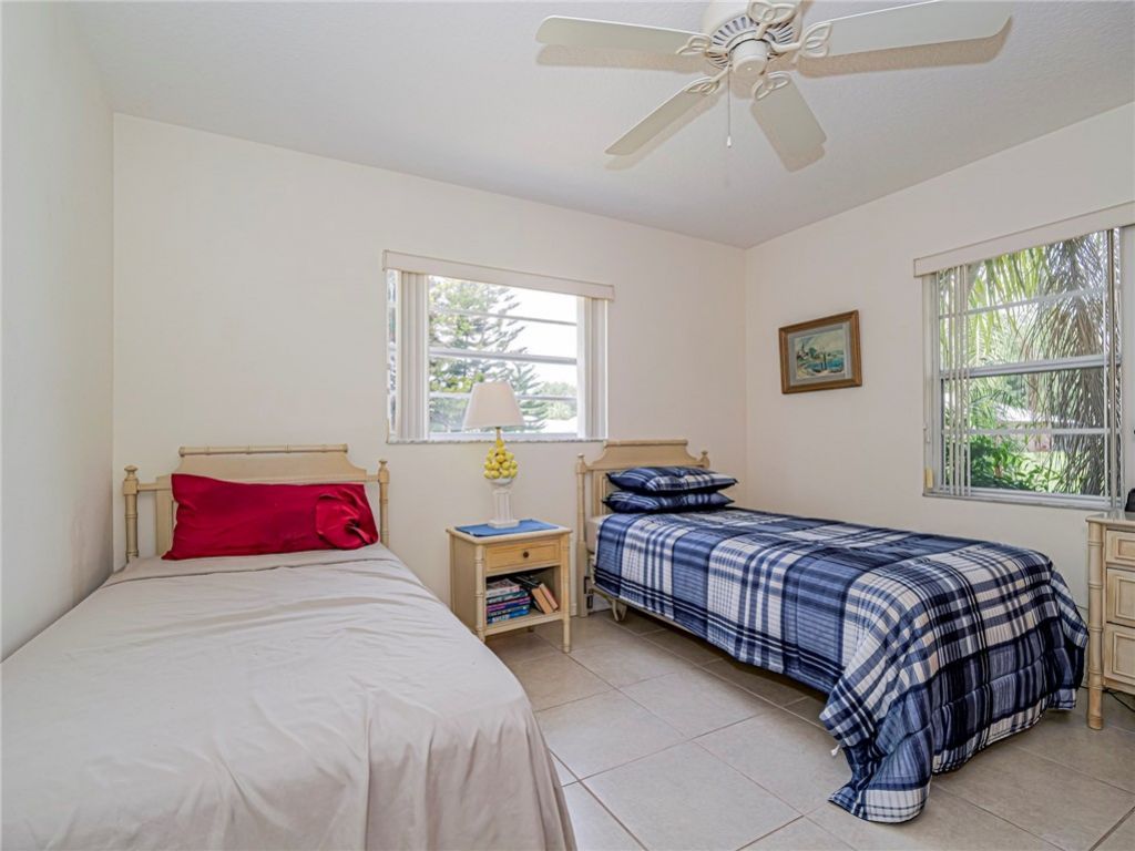129 Redgrave Drive, Sebastian, FL 32958 Photo