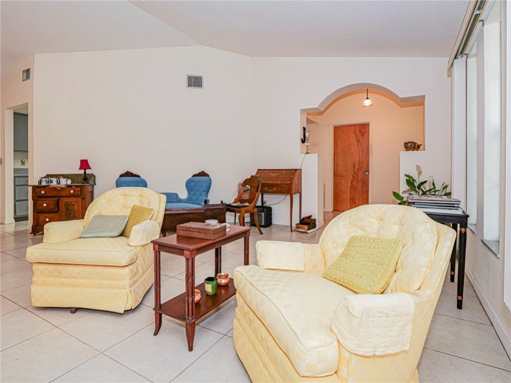 129 Redgrave Drive, Sebastian, FL 32958 Photo