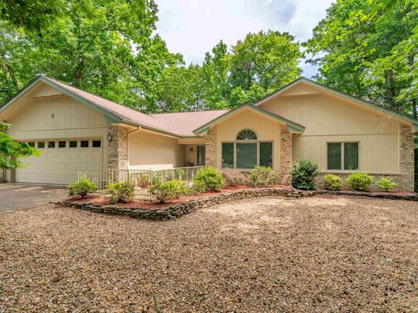 4 Quieto Trace, Hot Springs Village, AR 71909