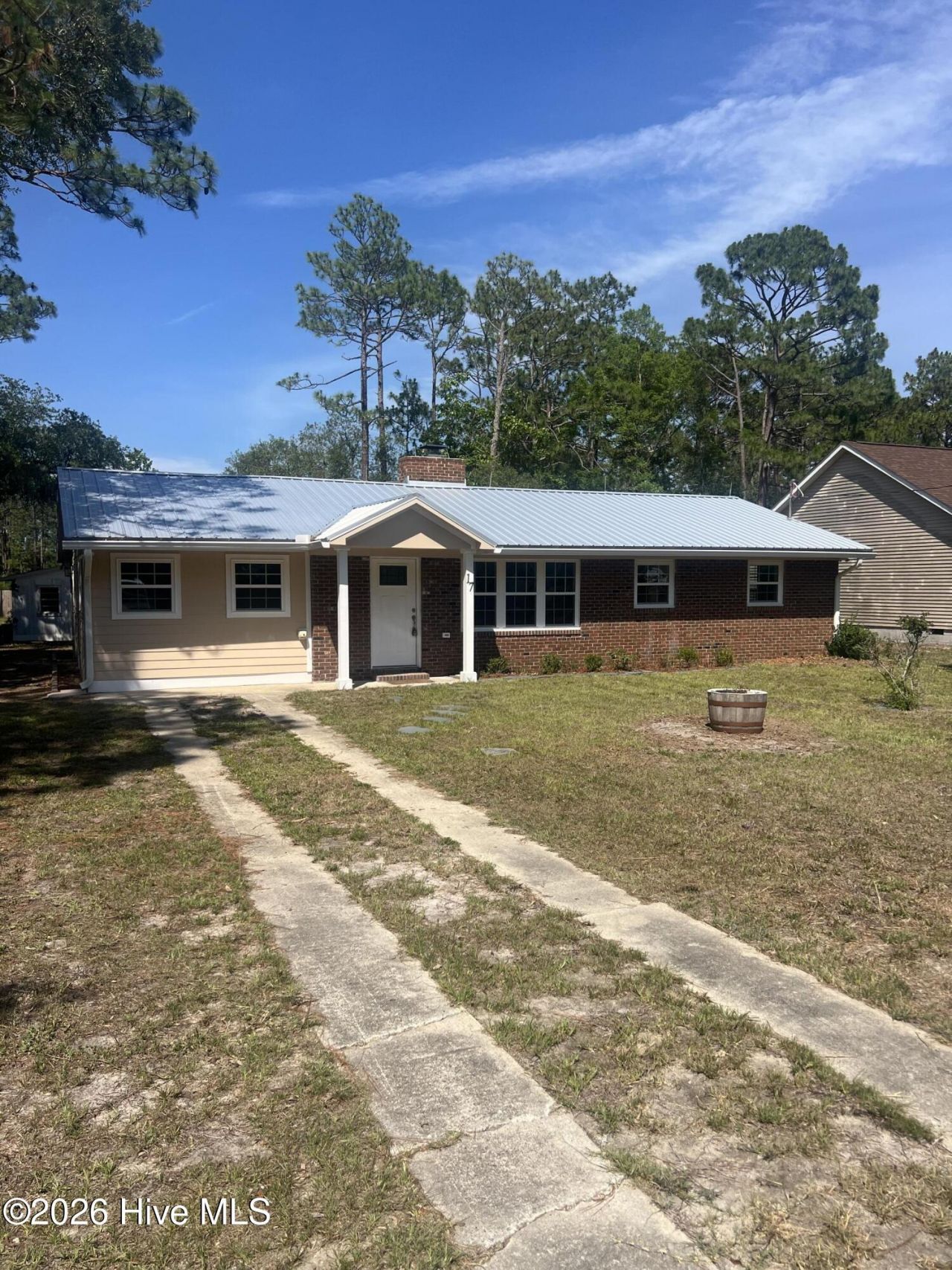 17 Burton Road, Southport, NC 28461 Main Photo