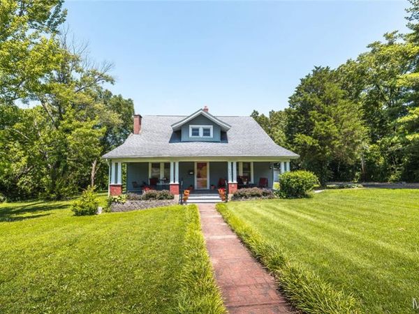 909 W Spencer Street , Cuba, MO 65453