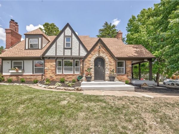 224 E Meyer Boulevard, Kansas City, MO 64113