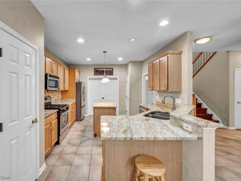 7043 Navajo Trail, Solon, OH 44139 Photo 12