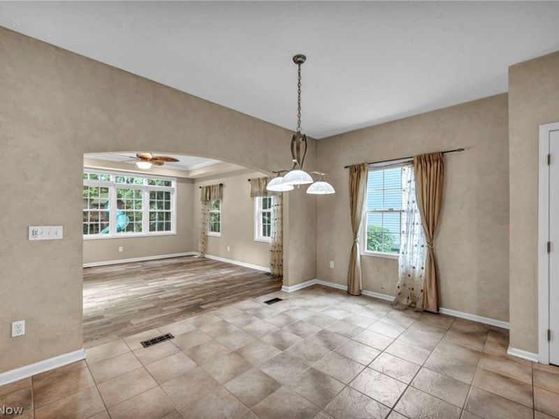 7043 Navajo Trail, Solon, OH 44139 Photo 14
