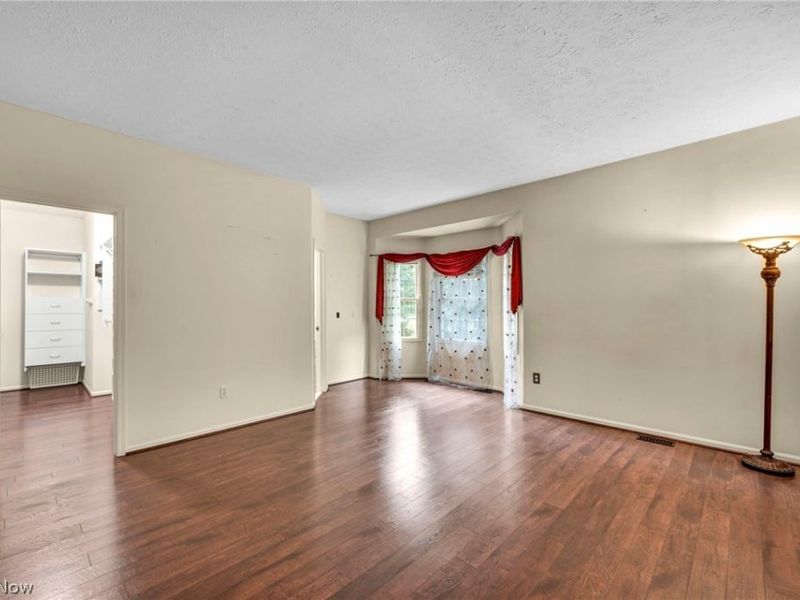 7043 Navajo Trail, Solon, OH 44139 Photo 17