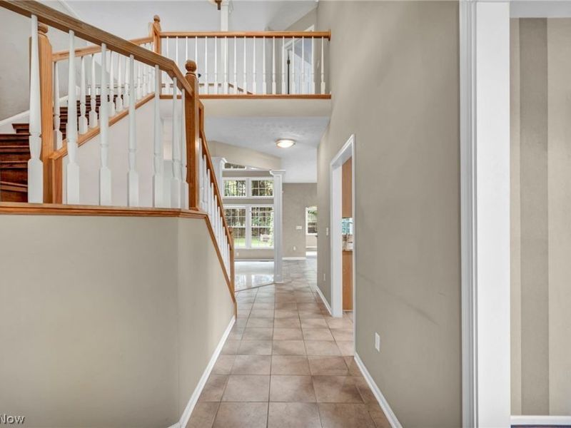 7043 Navajo Trail, Solon, OH 44139 Photo 33