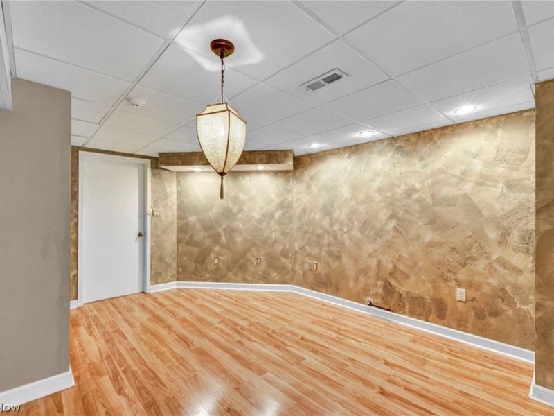 7043 Navajo Trail, Solon, OH 44139 Photo 35