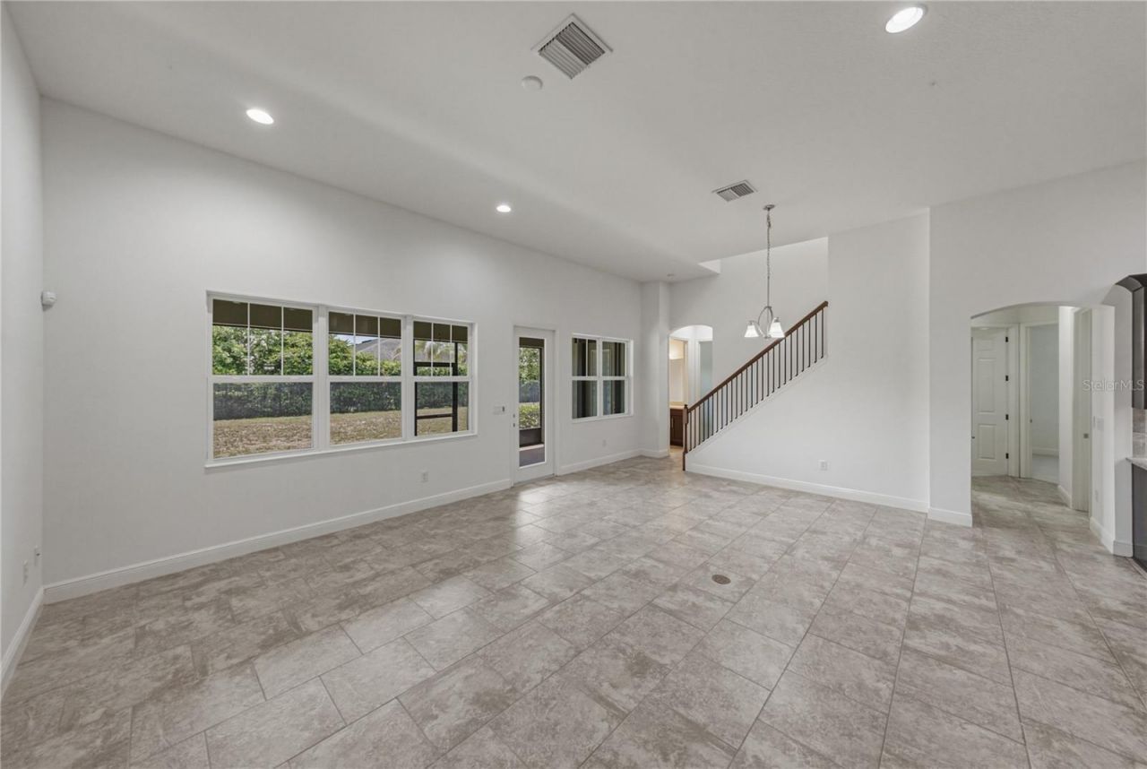 5904 Shell Ridge Drive , Lithia, FL 33547 Photo