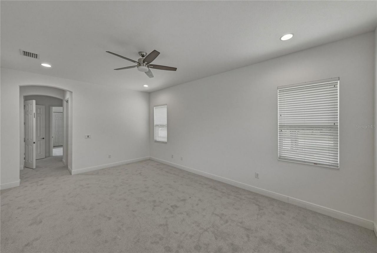 5904 Shell Ridge Drive , Lithia, FL 33547 Photo