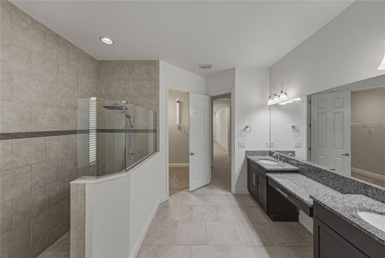 5904 Shell Ridge Drive , Lithia, FL 33547 Photo