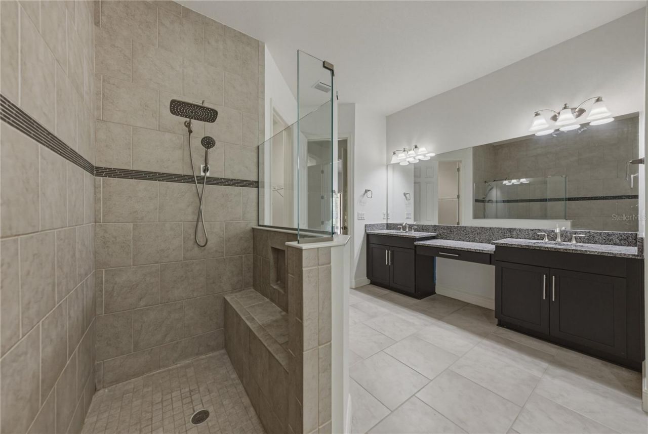 5904 Shell Ridge Drive , Lithia, FL 33547 Photo