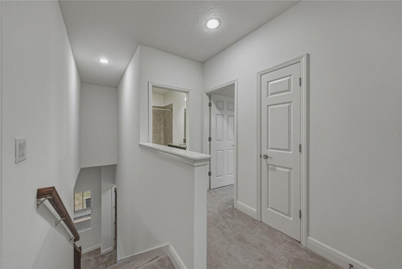 5904 Shell Ridge Drive , Lithia, FL 33547 Photo