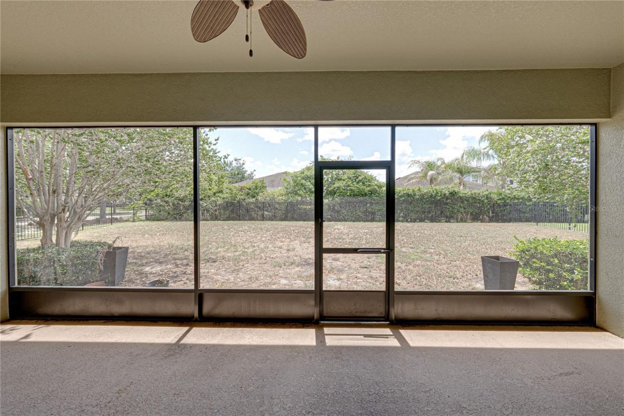 5904 Shell Ridge Drive , Lithia, FL 33547 Photo