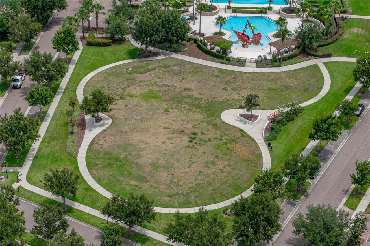 5904 Shell Ridge Drive , Lithia, FL 33547 Photo