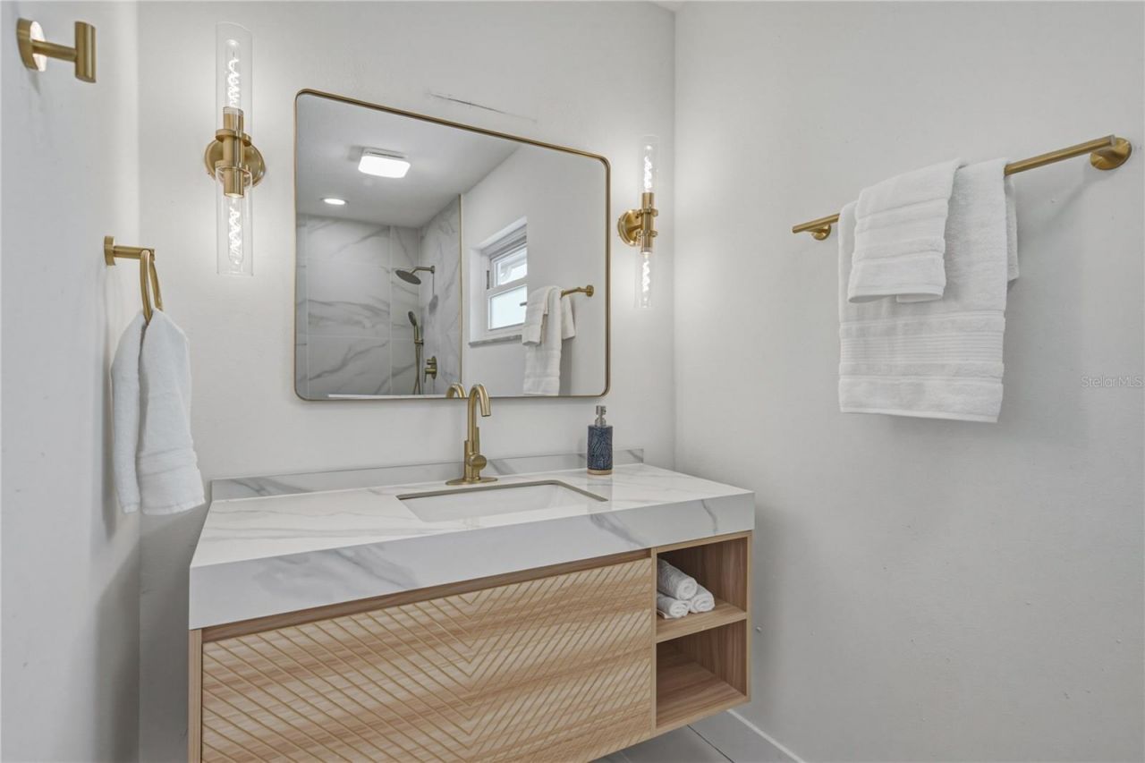 3810 18th Avenue W, Bradenton, FL 34205 Photo
