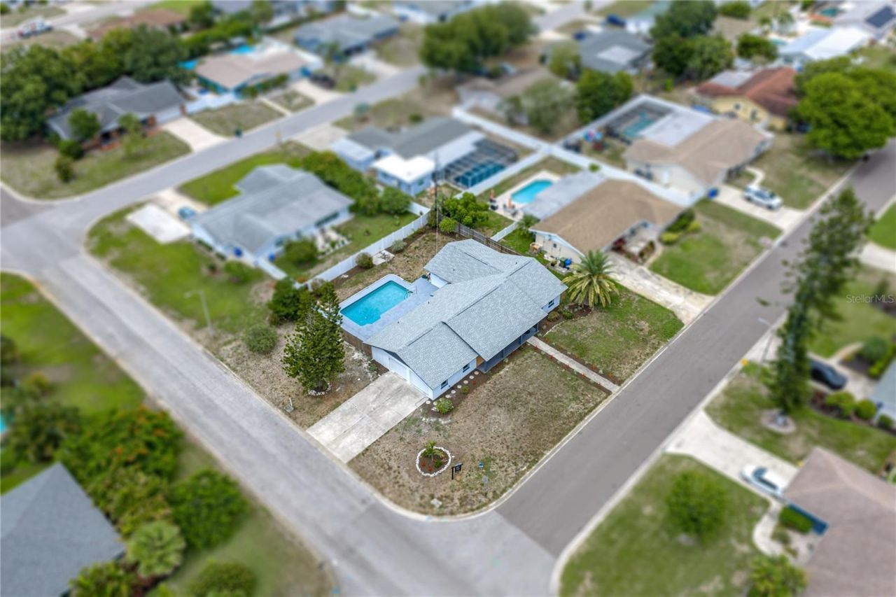 3810 18th Avenue W, Bradenton, FL 34205 Photo
