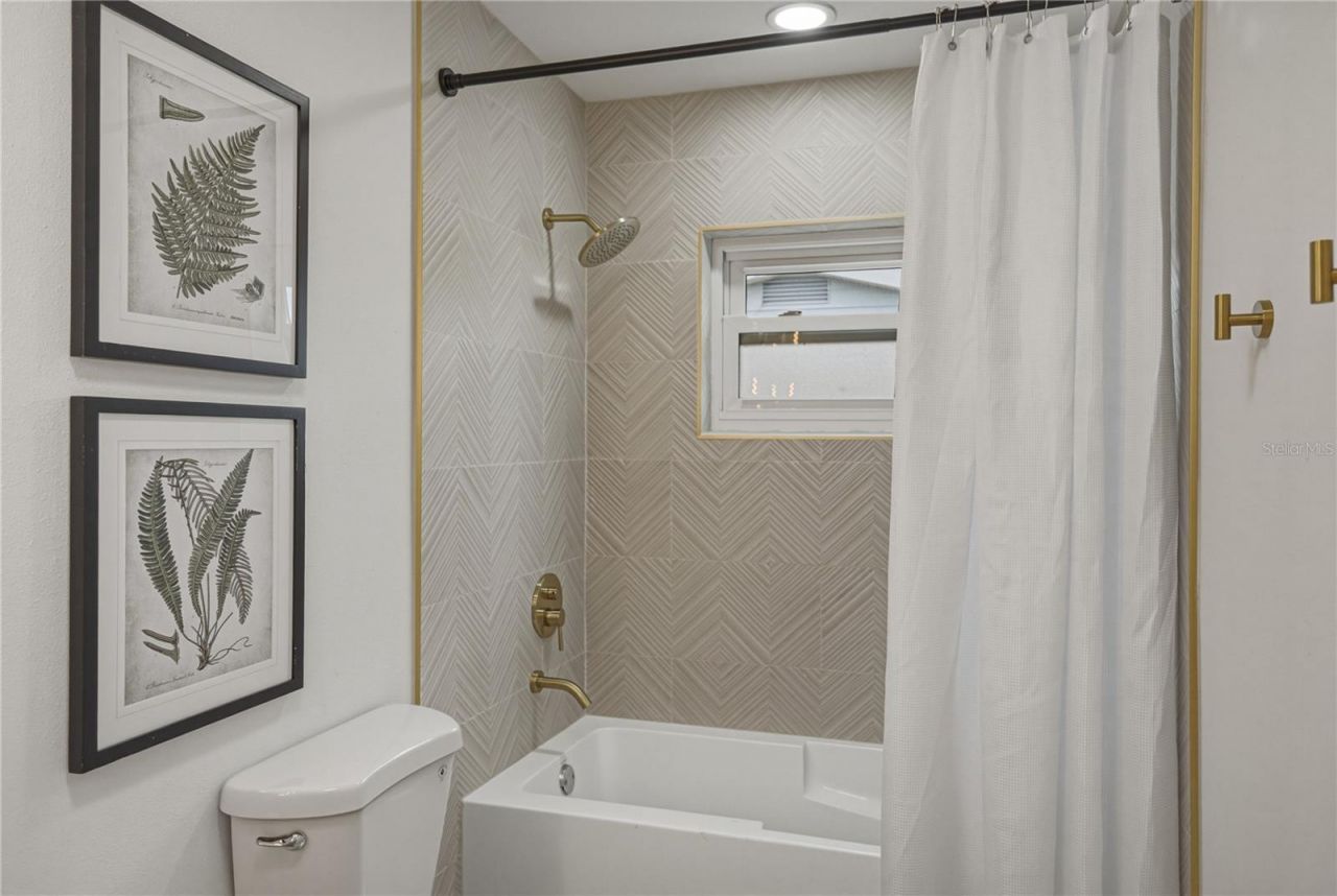 3810 18th Avenue W, Bradenton, FL 34205 Photo