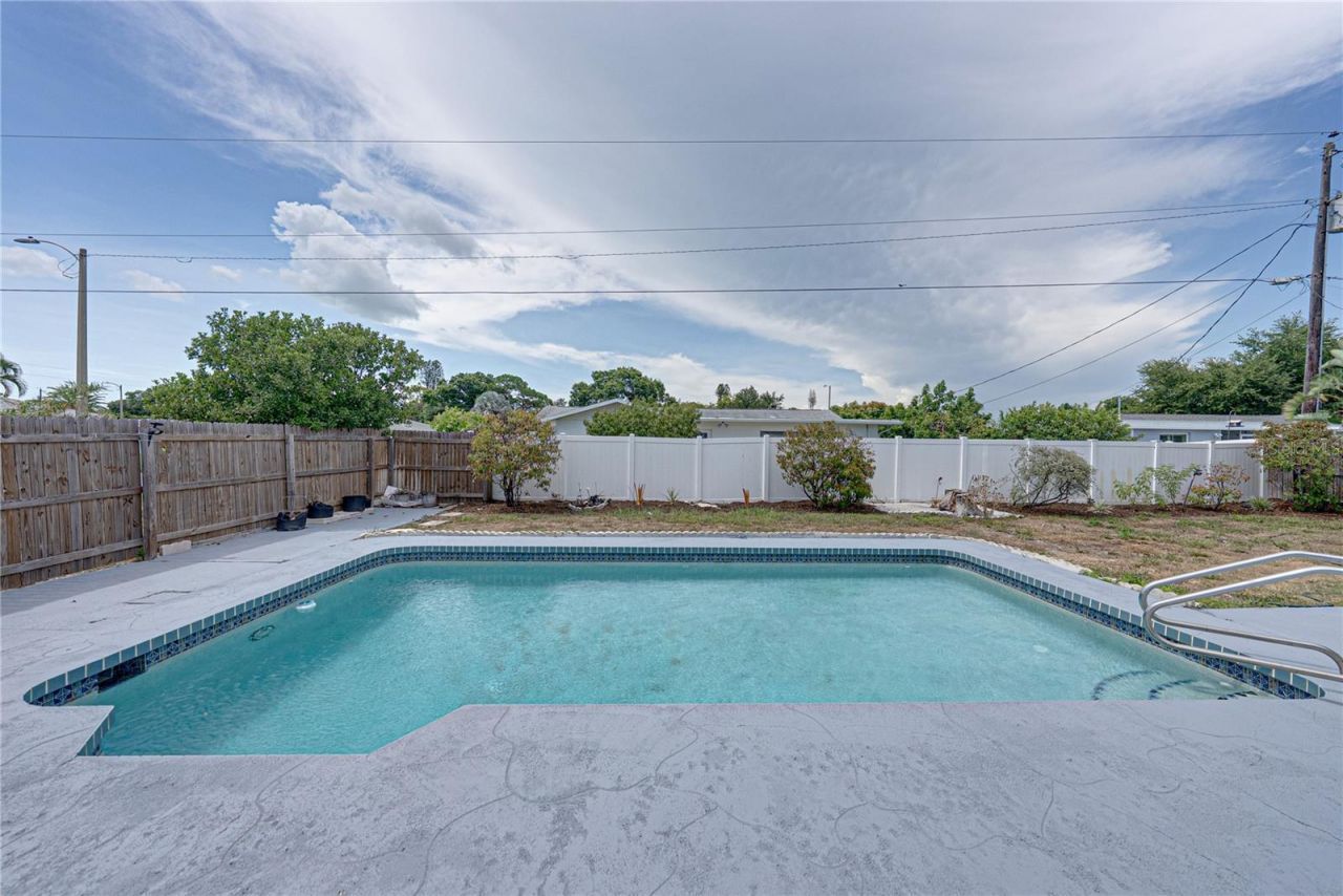 3810 18th Avenue W, Bradenton, FL 34205 Photo