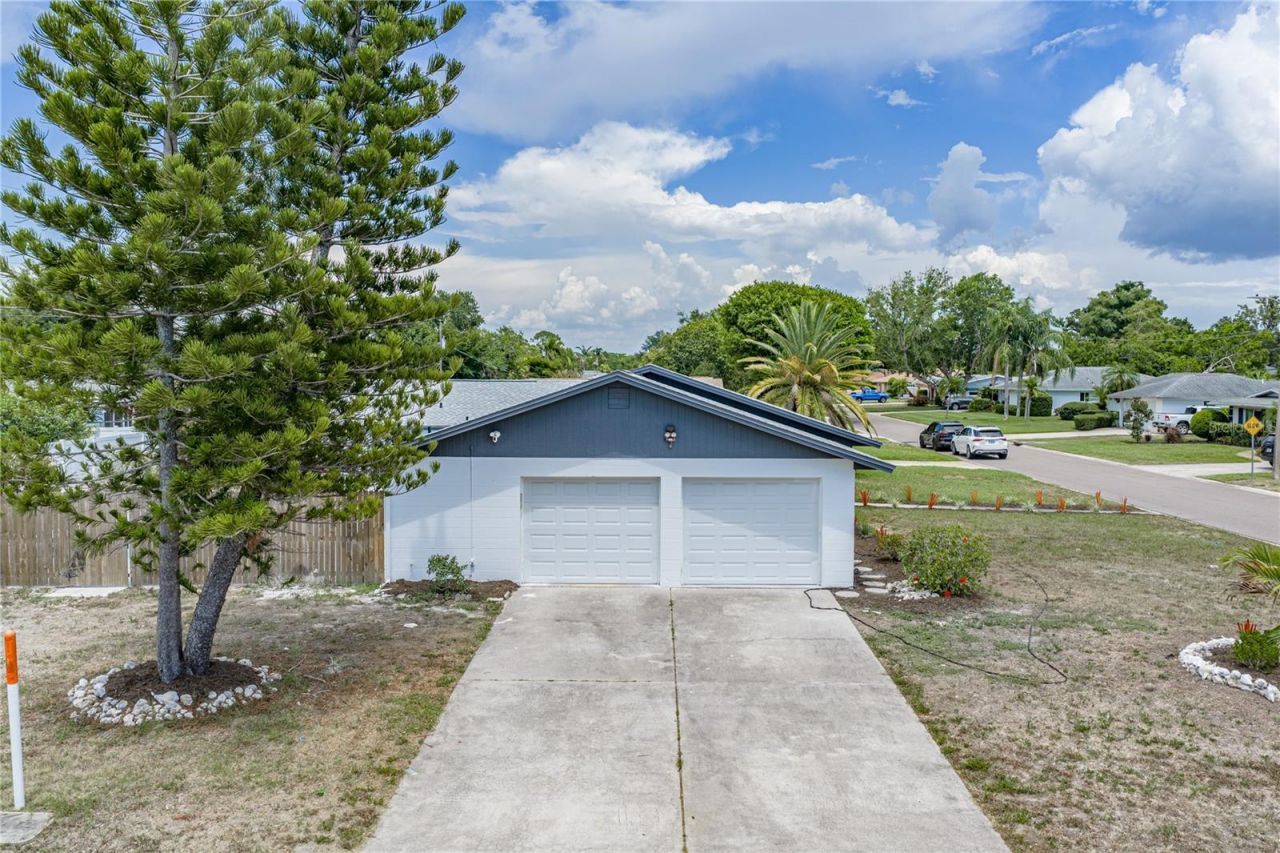 3810 18th Avenue W, Bradenton, FL 34205 Photo