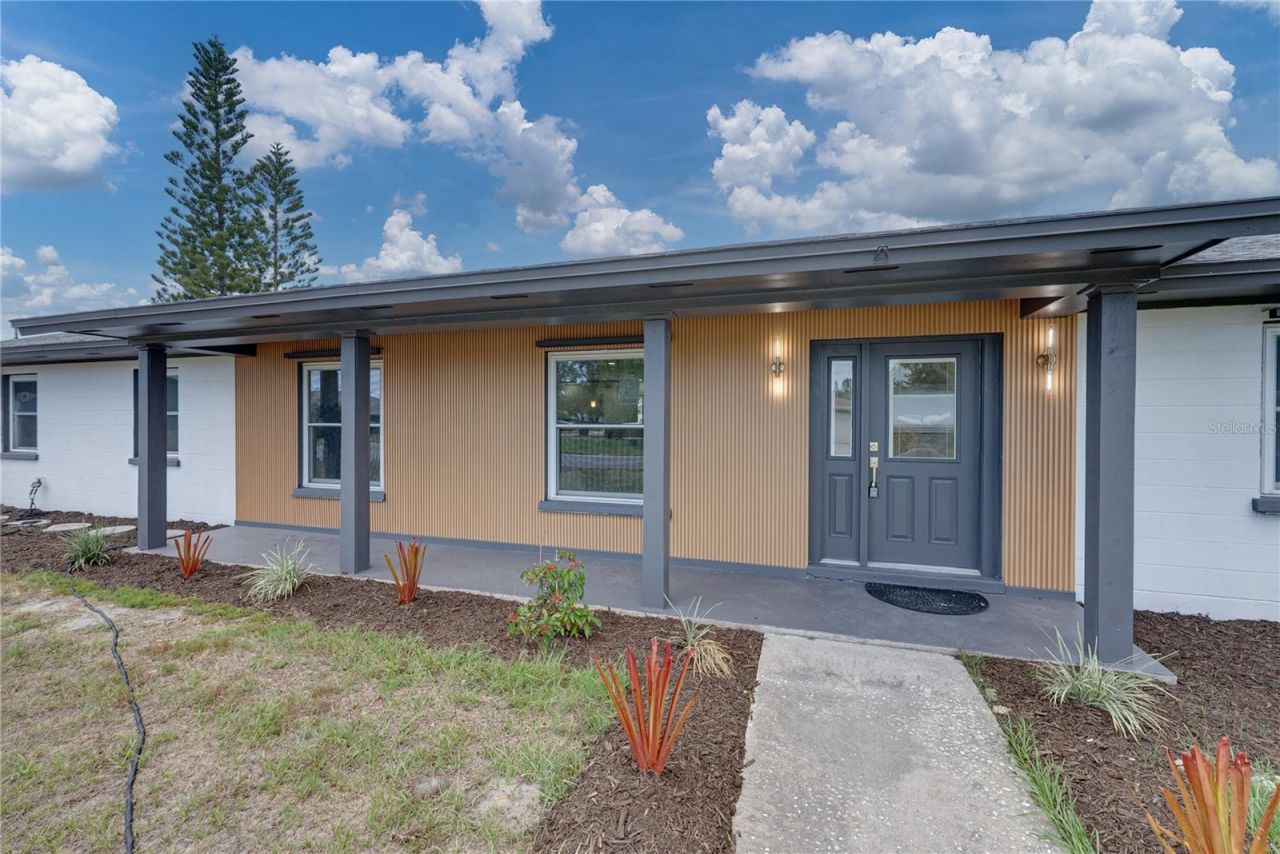 3810 18th Avenue W, Bradenton, FL 34205 Photo