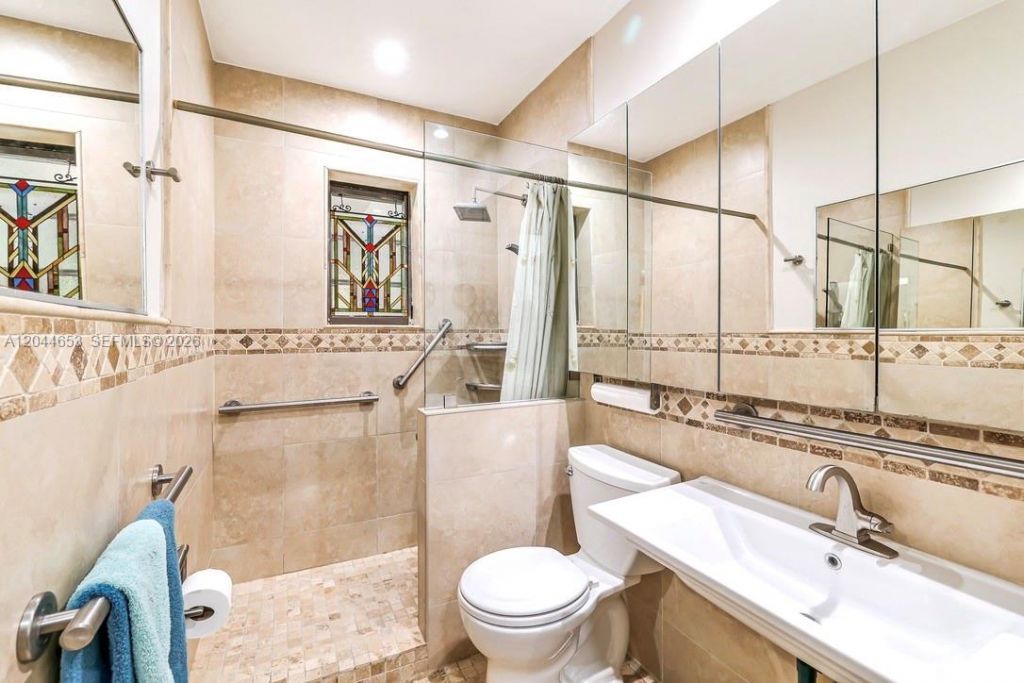 1826 Mckinley St, Hollywood, FL 33020 Photo