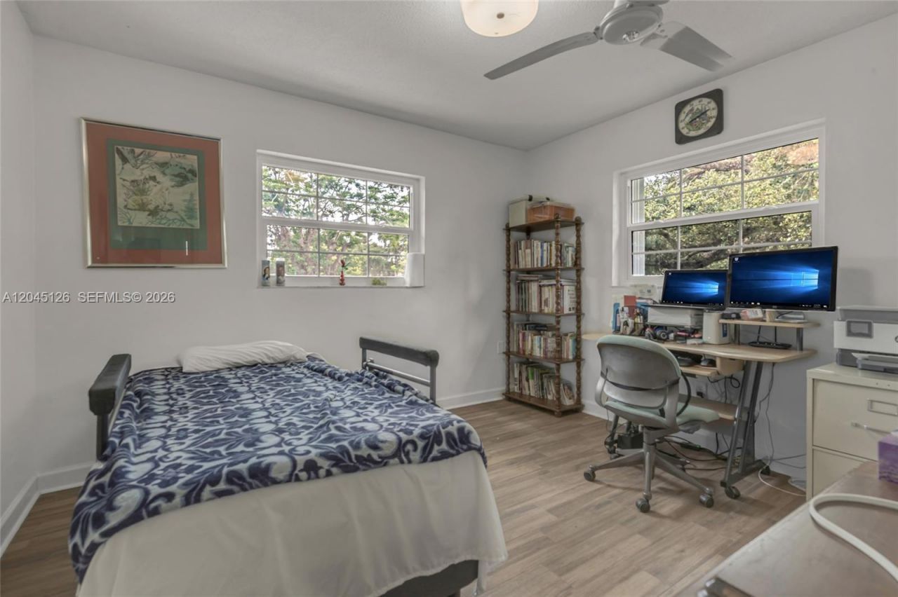 6145 Hayes St, Hollywood, FL 33024 Photo