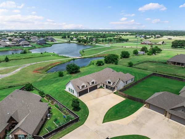 6221 NW 163rd Place, Edmond, OK 73013