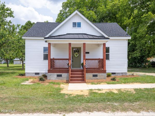 309 Stetson Street , Clinton, NC 28328