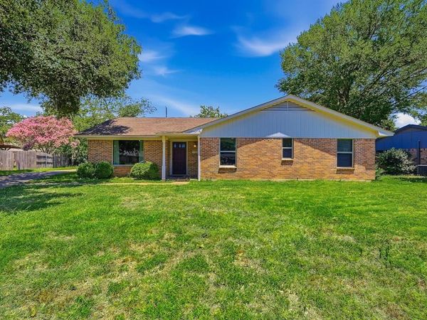 2506 Glen Court, Irving, TX 75062