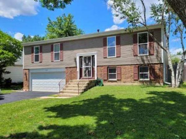 436 Fordham Place , Roselle, IL 60172